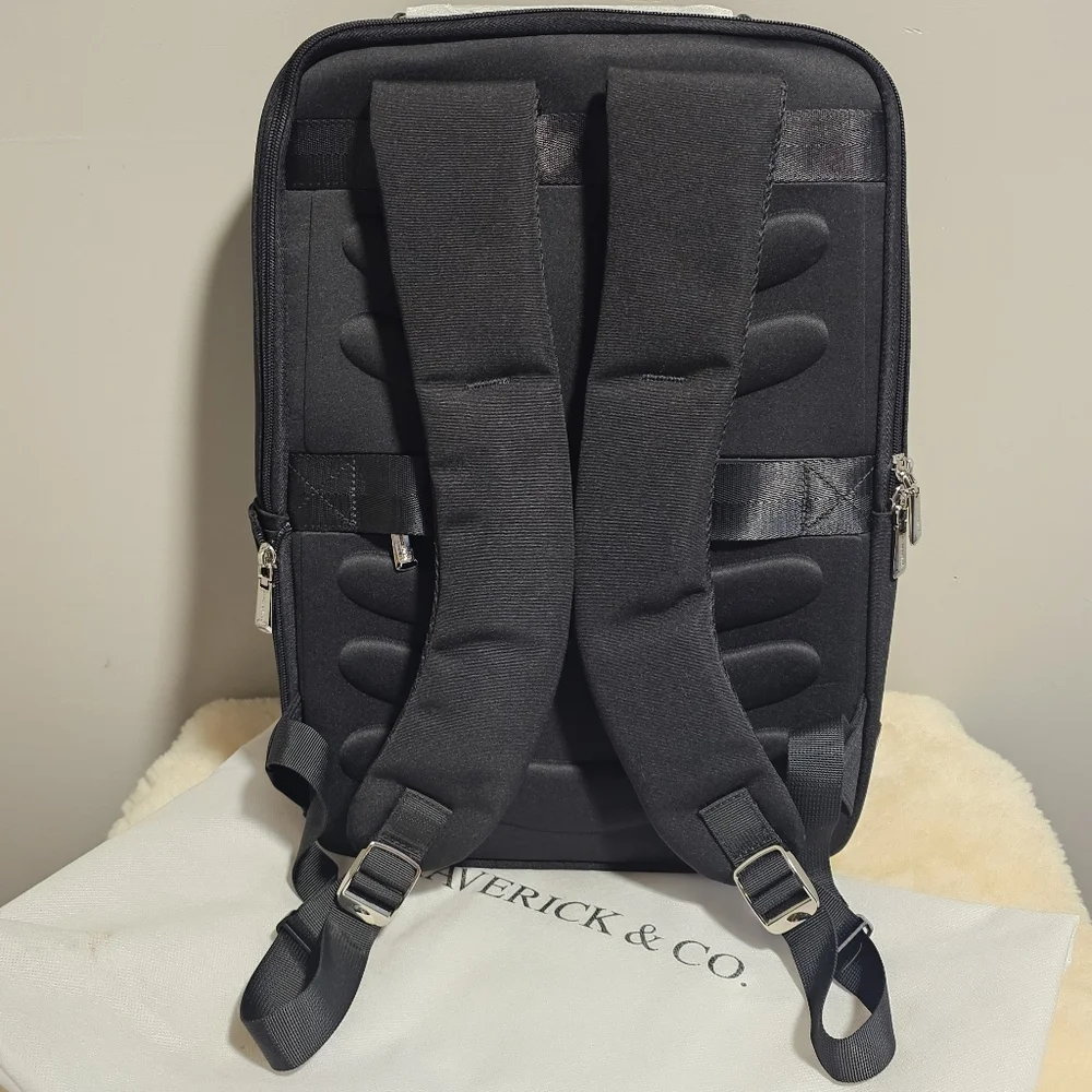 NWT Maverick & Co Black Explorer Light Backpack - Picture 3 of 16